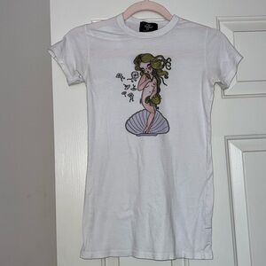 Valfre Birth of Venus tshirt. Size small BUT FITS LIKE AN XS! Never worn